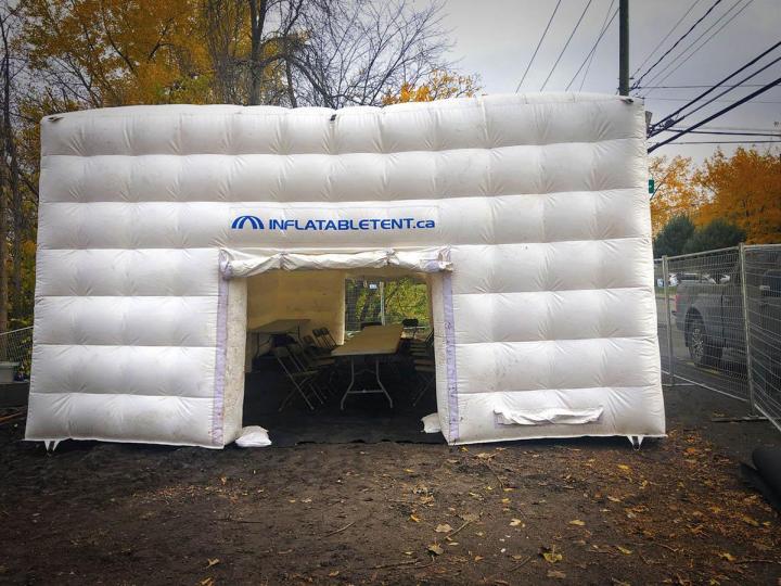 La référence en vente de tentes staff.