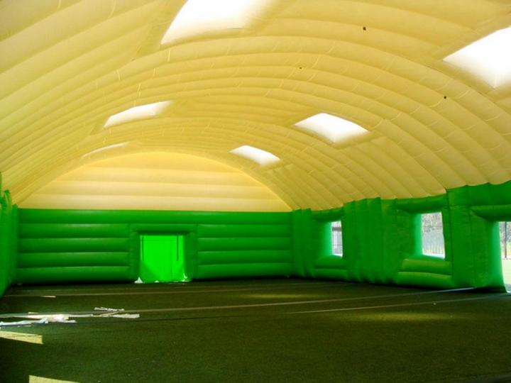 Dômes sportifs gonflables Canada